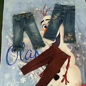 3 pairs of 2T pants! 2 jeans 1 legging!